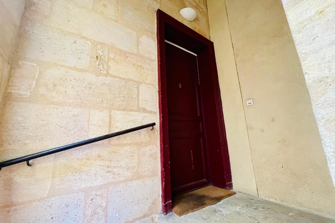 T4 Apartment In The Heart Of Old Bordeaux Close To All Amenities エクステリア 写真